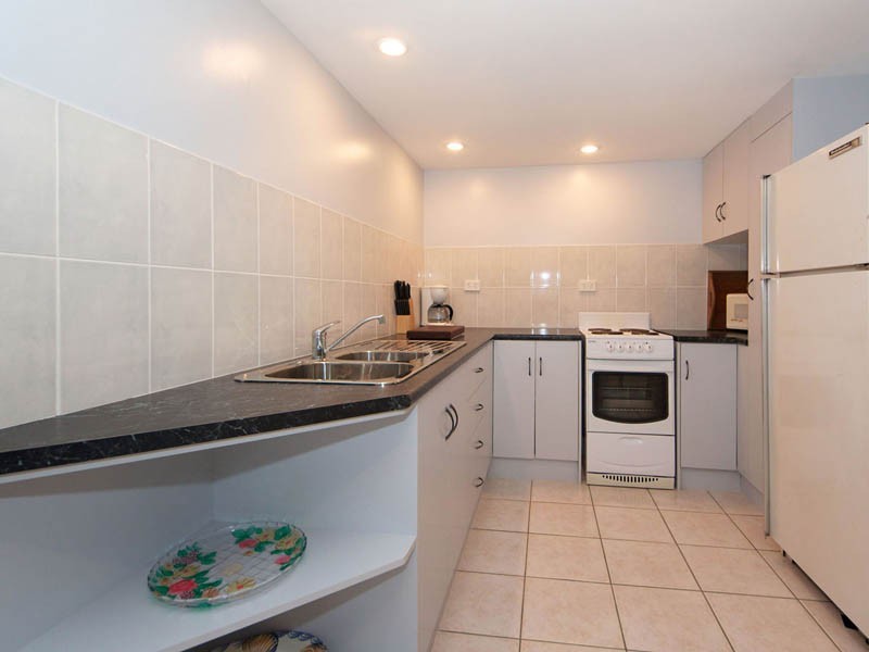 13 Kangaroo Avenue, Bongaree QLD 4507