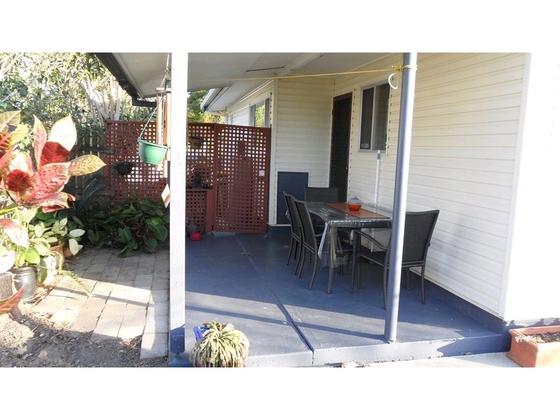 43 Kangaroo Avenue, Bongaree QLD 4507