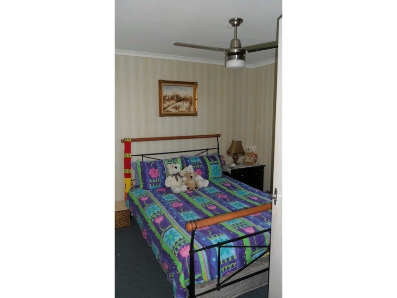 43 Kangaroo Avenue, Bongaree QLD 4507