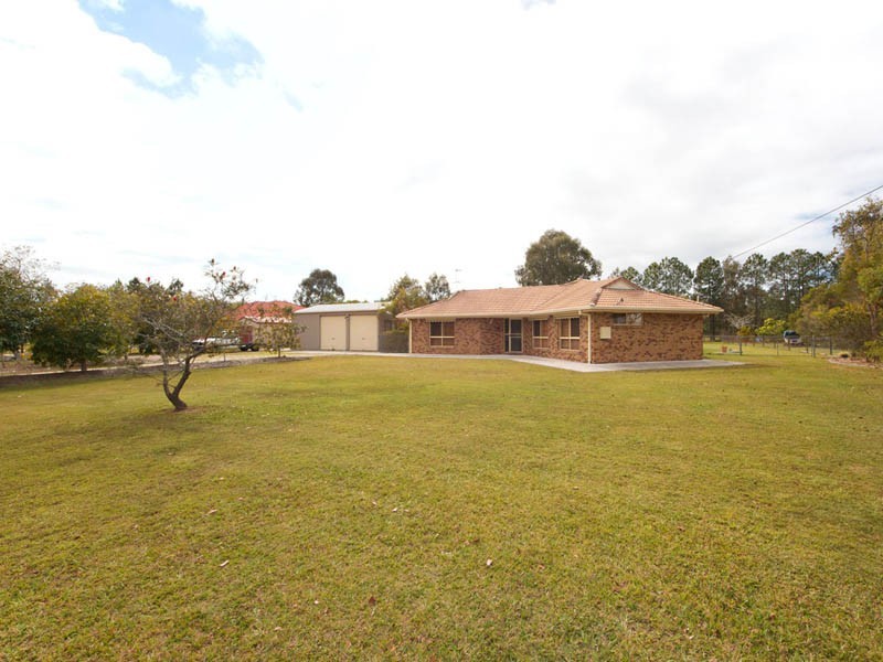 81-83 Bernborough Way, Ningi QLD 4511