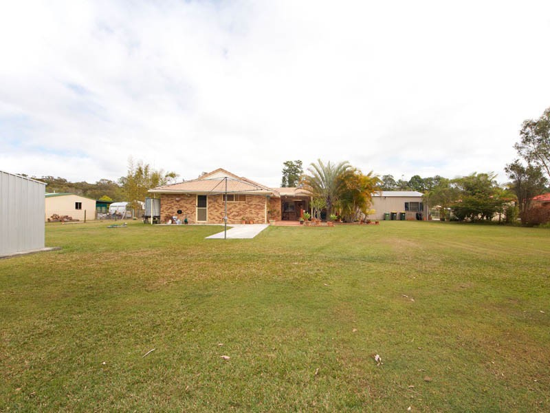 81-83 Bernborough Way, Ningi QLD 4511