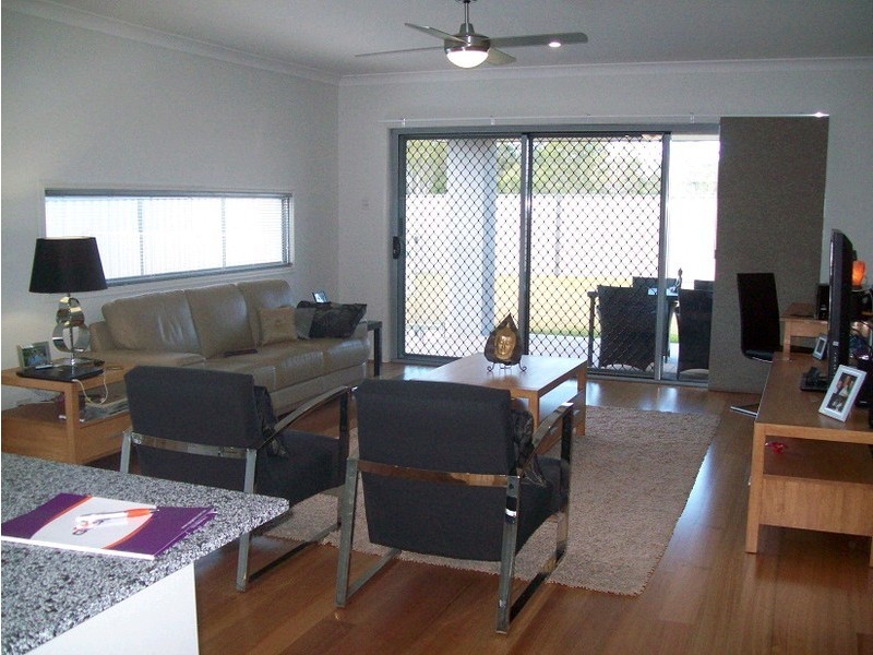 12 The Landing, Banksia Beach QLD 4507