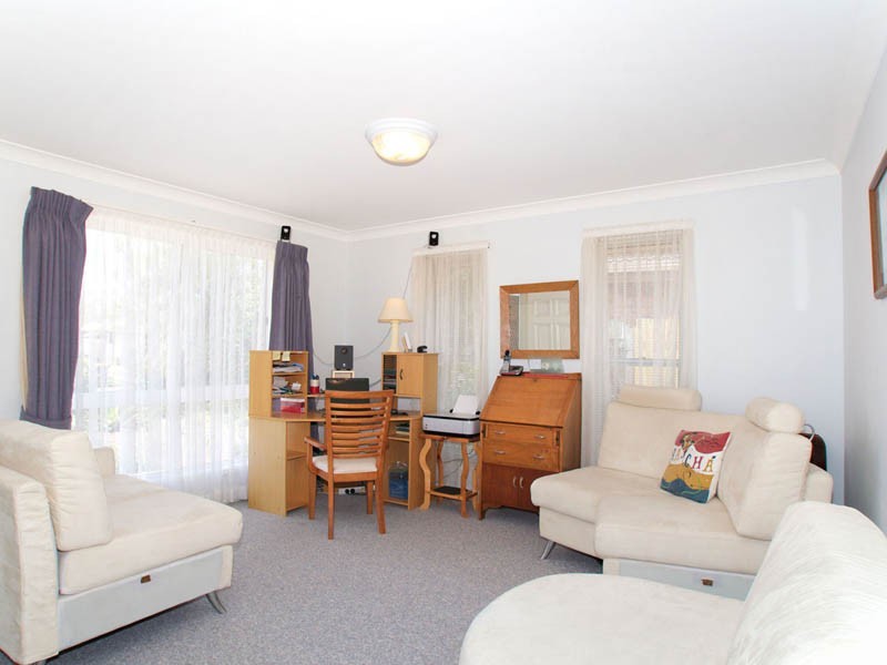 4 Hibiscus Court, Bongaree QLD 4507