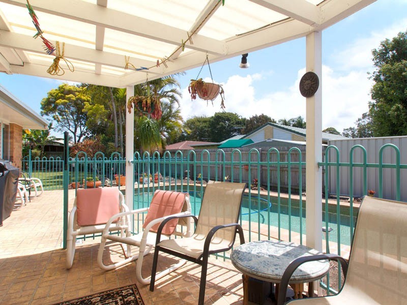 4 Hibiscus Court, Bongaree QLD 4507