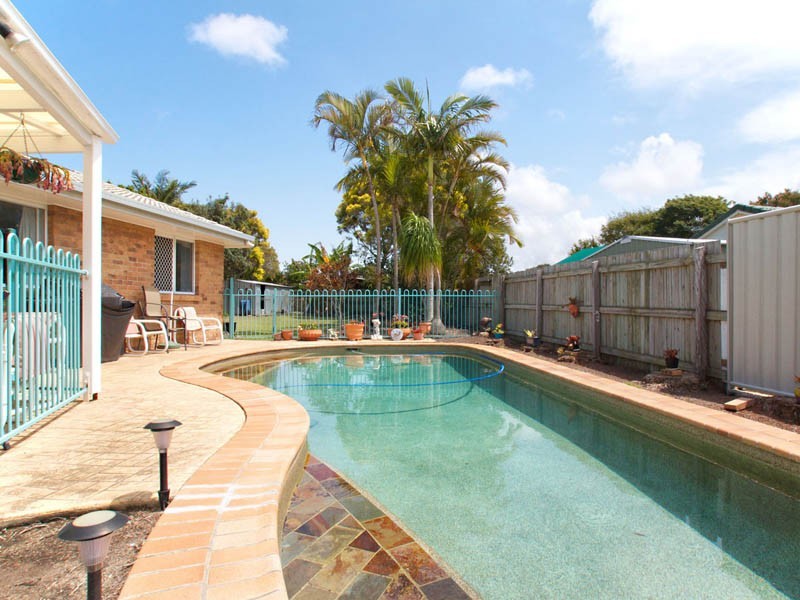 4 Hibiscus Court, Bongaree QLD 4507