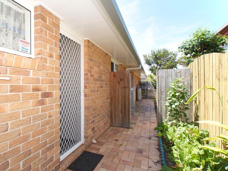 4 Hibiscus Court, Bongaree QLD 4507
