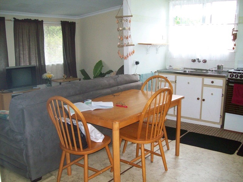 5 Roggen Street, Bongaree QLD 4507
