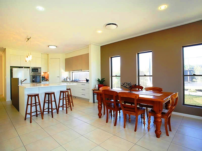 3 Vanillalily Close, Banksia Beach QLD 4507