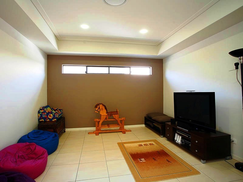 3 Vanillalily Close, Banksia Beach QLD 4507