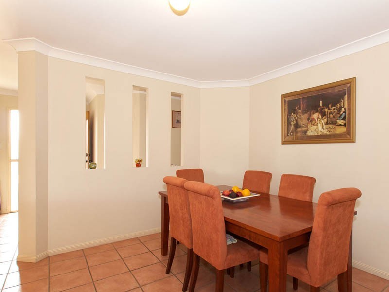 28 Mossman Way, Sandstone Point QLD 4511