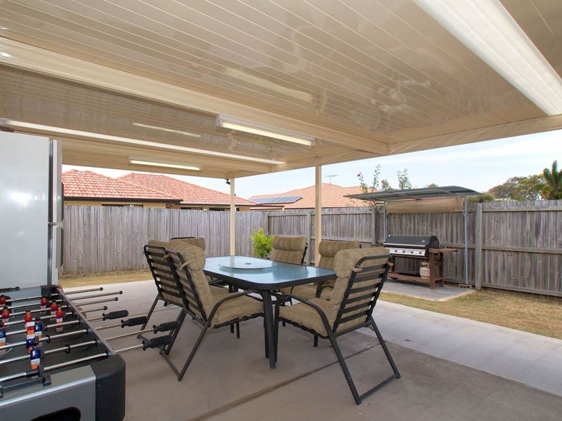 28 Mossman Way, Sandstone Point QLD 4511