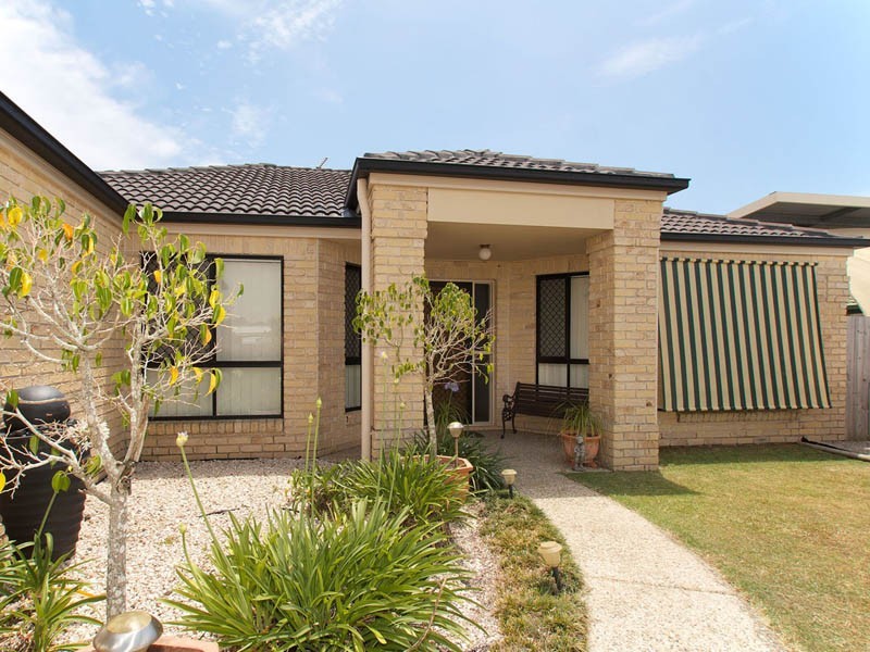 28 Mossman Way, Sandstone Point QLD 4511