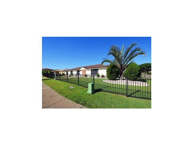 41 Carpenter Way, Sandstone Point QLD 4511