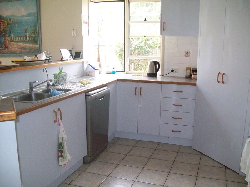 106 Avon Avenue, Banksia Beach QLD 4507