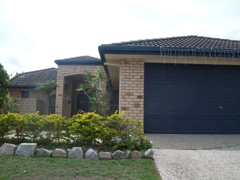 106 Avon Avenue, Banksia Beach QLD 4507