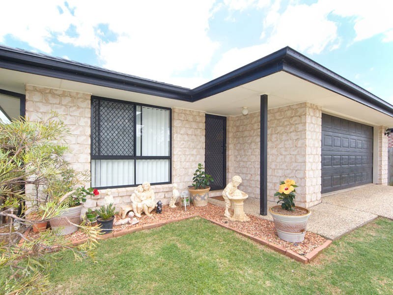 15 Julie Drive, Caboolture South QLD 4510