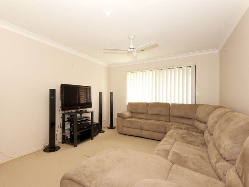 15 Julie Drive, Caboolture South QLD 4510