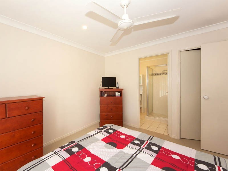 15 Julie Drive, Caboolture South QLD 4510