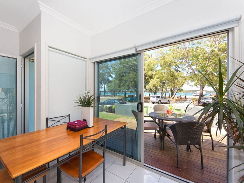 1/17 Sylvan Beach Esplanade, Bellara QLD 4507