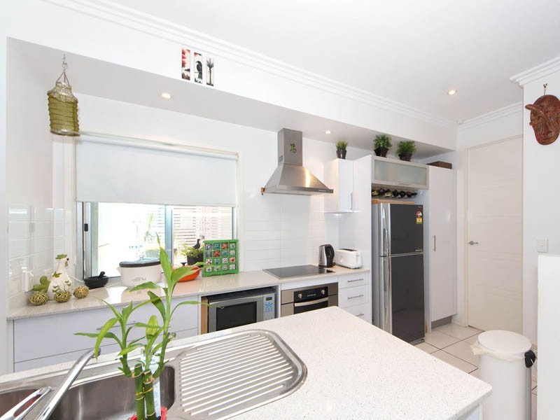 1/17 Sylvan Beach Esplanade, Bellara QLD 4507