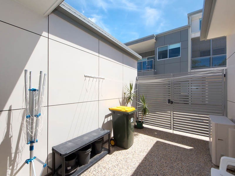 1/17 Sylvan Beach Esplanade, Bellara QLD 4507