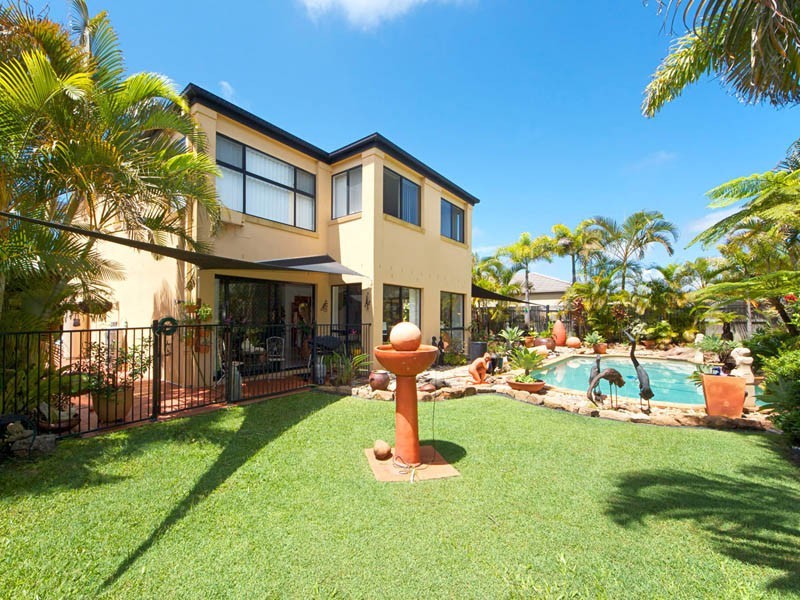 236 Endeavour Drive, Banksia Beach QLD 4507