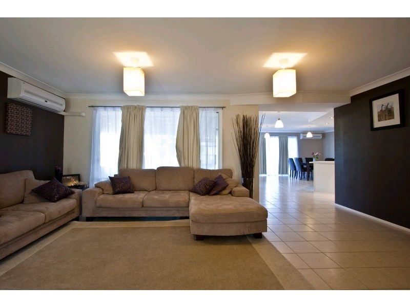 14 Clarks Road, Loganholme QLD 4129