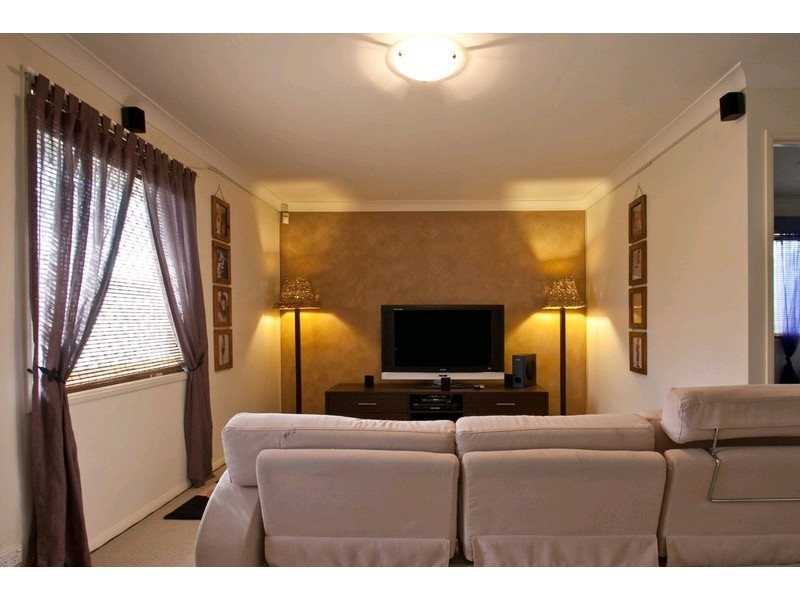 14 Kinta Street, Tanah Merah QLD 4128