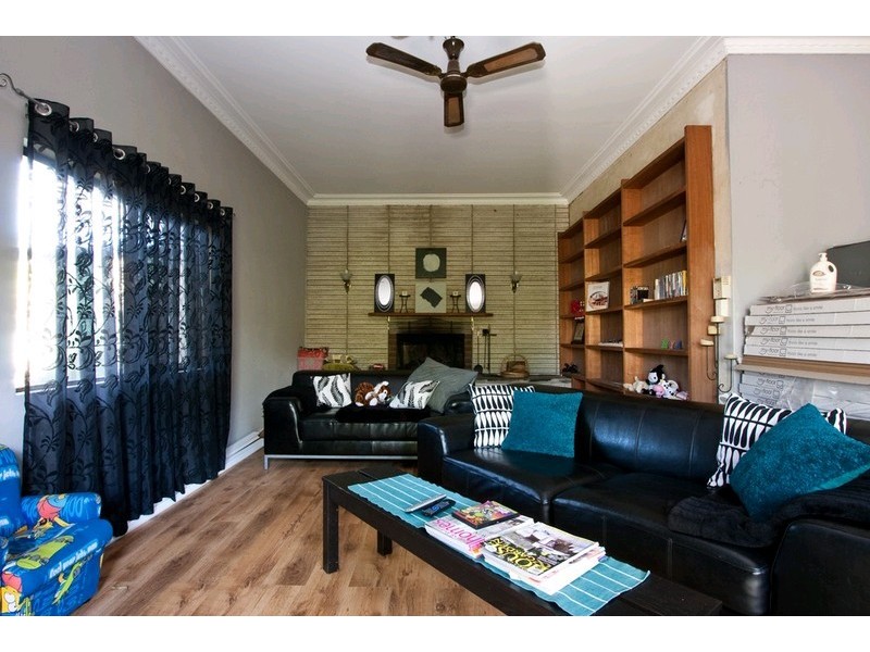 54 Beenleigh-Redland Bay Road, Loganholme QLD 4129