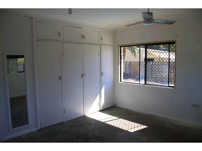 54 Beenleigh-Redland Bay Road, Loganholme QLD 4129