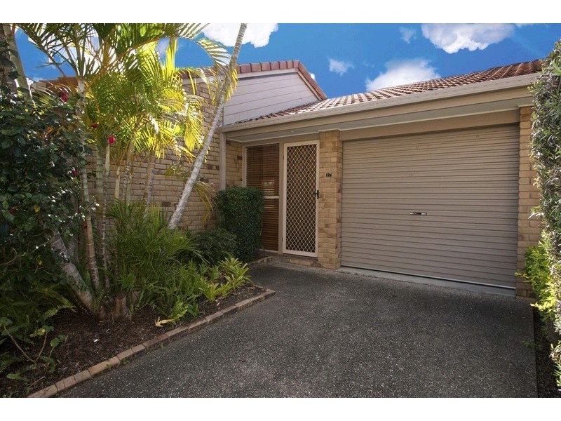 17/5 Delanty Court, Edens Landing QLD 4207