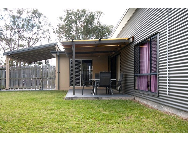 18 Guyra Close, Mount Warren Park QLD 4207