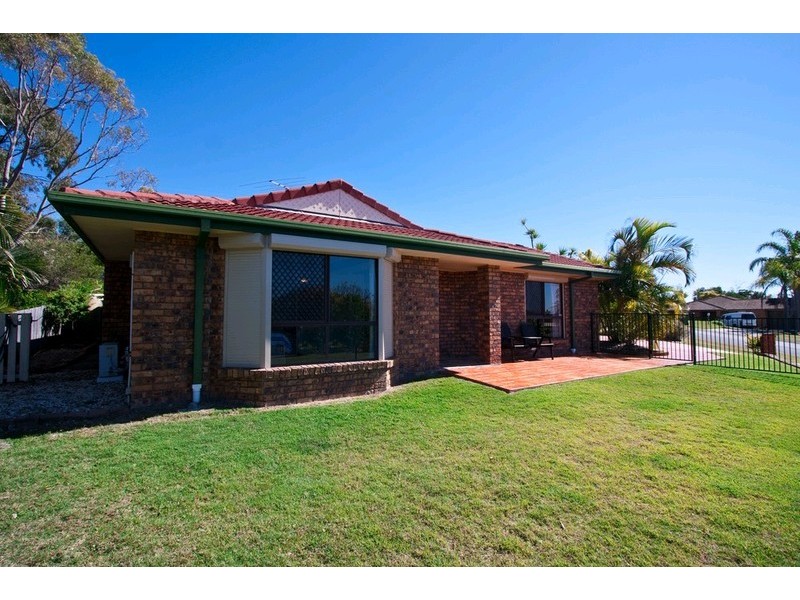 8 Weymouth Court, Mount Warren Park QLD 4207