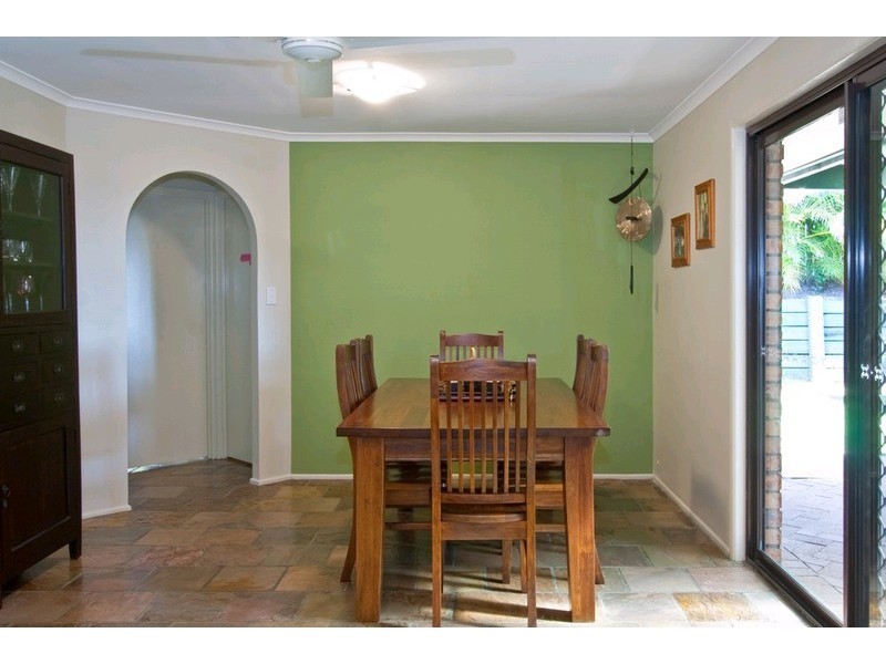 8 Weymouth Court, Mount Warren Park QLD 4207