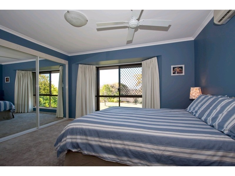 8 Weymouth Court, Mount Warren Park QLD 4207