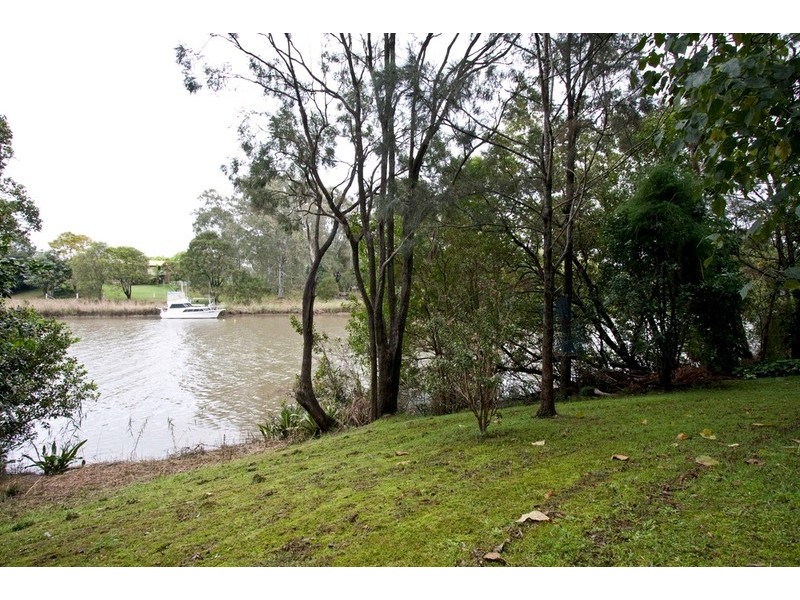 97 Dewar Drive, Loganholme QLD 4129