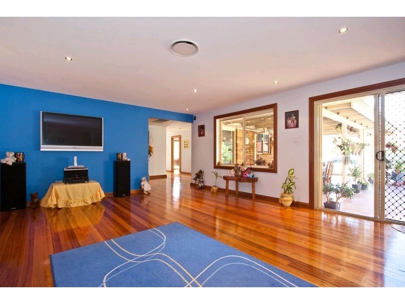 8 Sugarwood Place, Cornubia QLD 4130