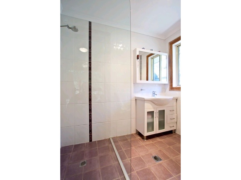 8 Sugarwood Place, Cornubia QLD 4130