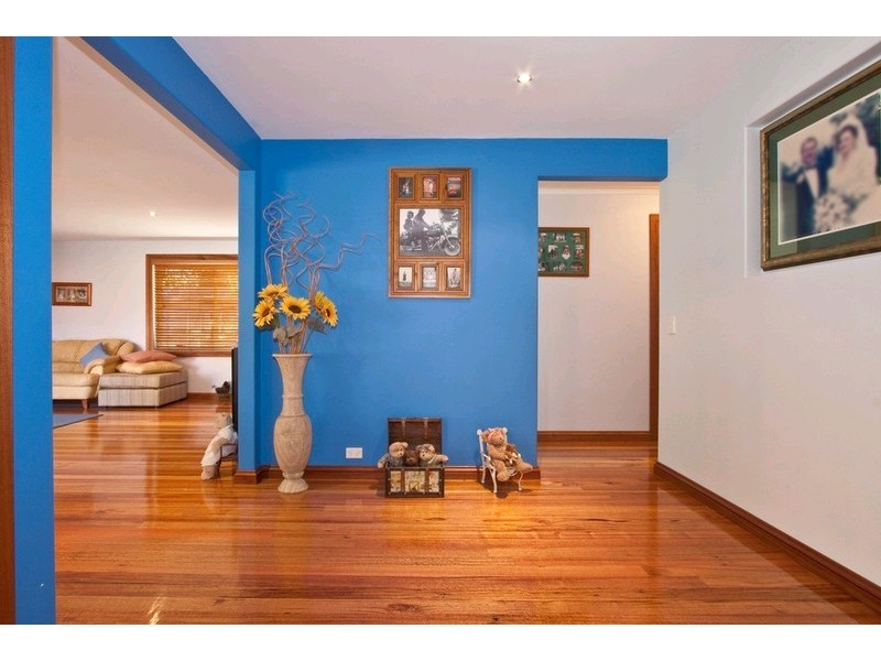 8 Sugarwood Place, Cornubia QLD 4130