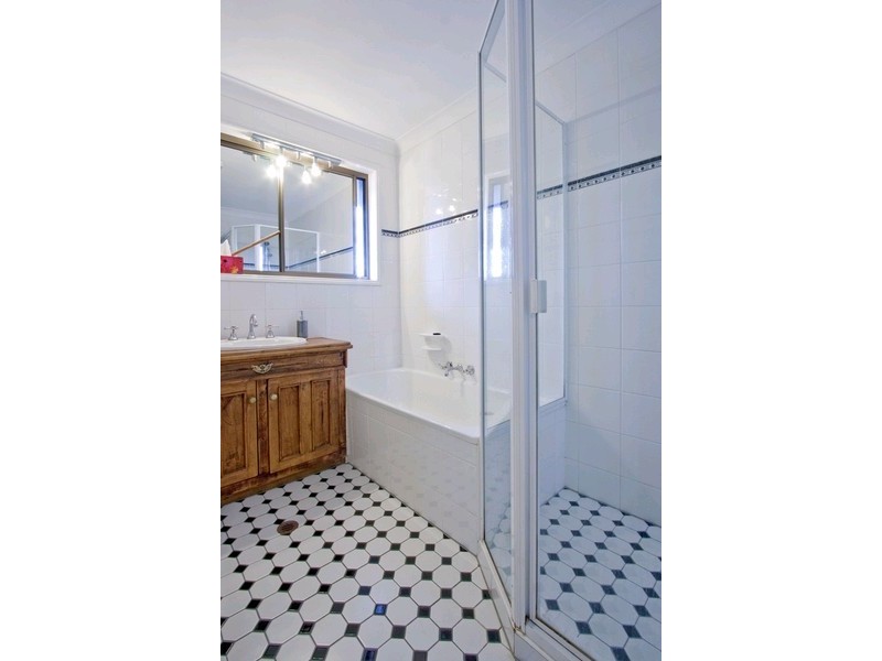 399 Chatswood Road, Shailer Park QLD 4128