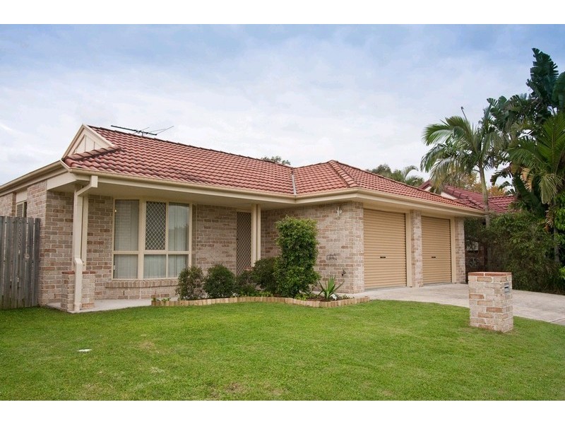 8 Lithfield Place, Loganholme QLD 4129