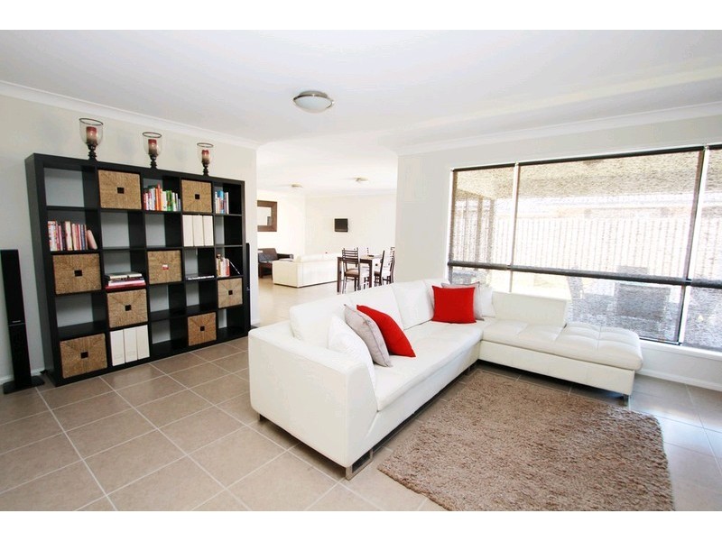 11 Lakeland Court, Loganholme QLD 4129