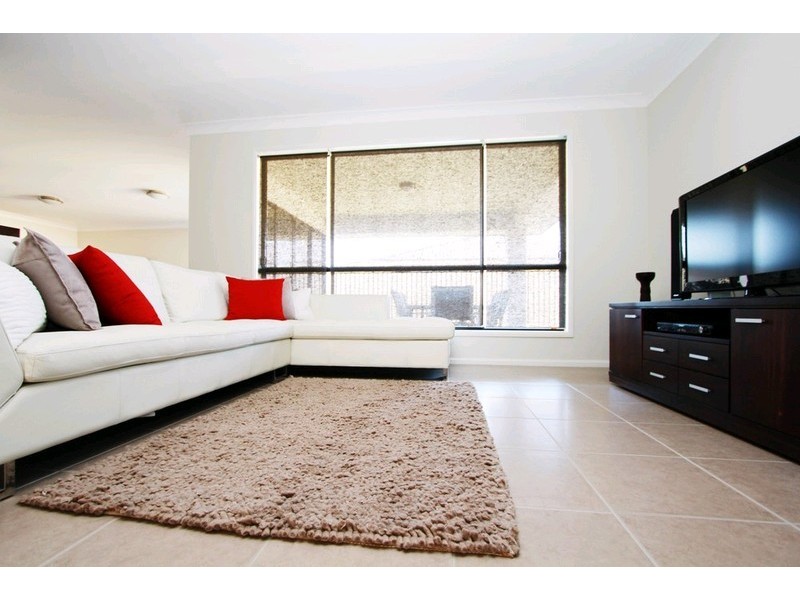 11 Lakeland Court, Loganholme QLD 4129