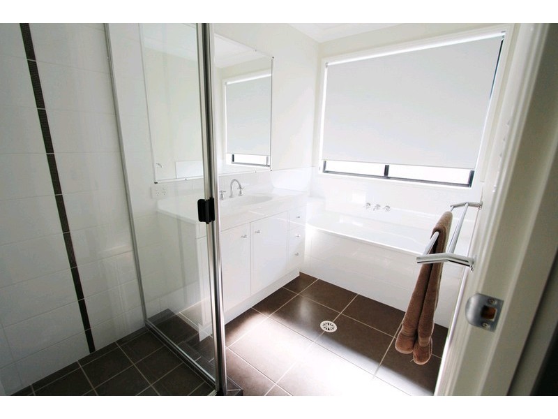 11 Lakeland Court, Loganholme QLD 4129