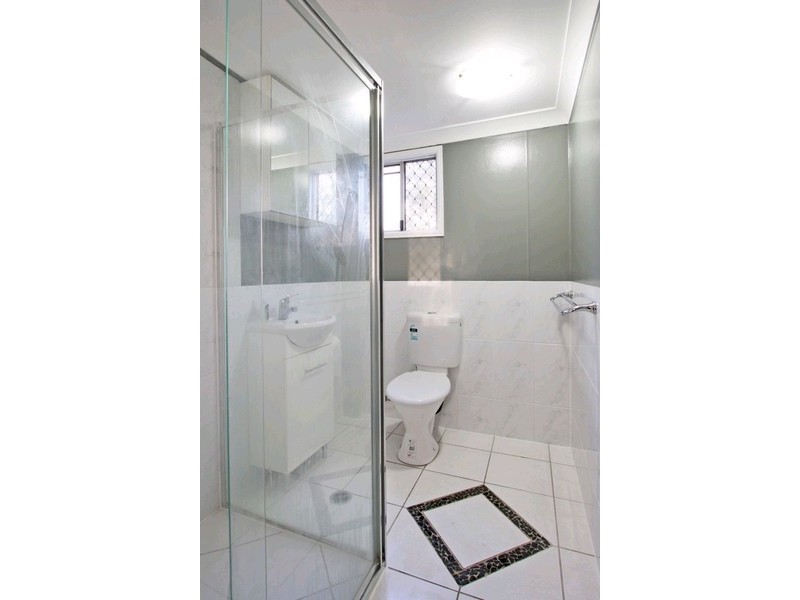 8 Clarendon Street, Loganholme QLD 4129