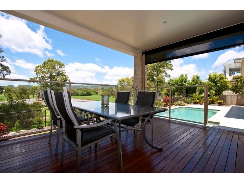 13 Long Island Drive, Windaroo QLD 4207