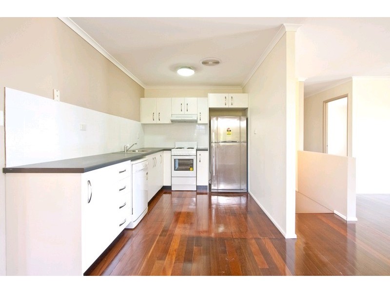 10 Idola Street, Shailer Park QLD 4128