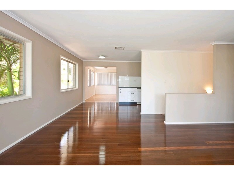 10 Idola Street, Shailer Park QLD 4128