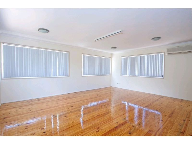 10 Idola Street, Shailer Park QLD 4128