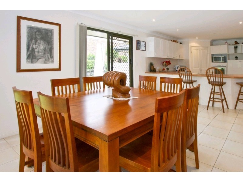 10 Adelong Road, Shailer Park QLD 4128